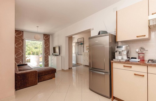 Pirovac Apartment | 2 bedroom beach front apartment in Pirovac
