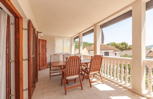 Pirovac Apartment | 2 bedroom beach front apartment in Pirovac