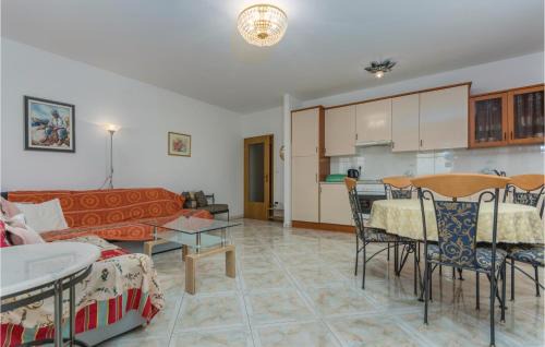 Zambratija Apartment | 2 Bedroom Beach Front Apartment In Zambratija