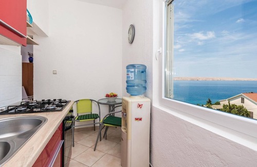 Baric Draga Apartment | 2 bedroom beach front apartment in Lukovo Sugarje