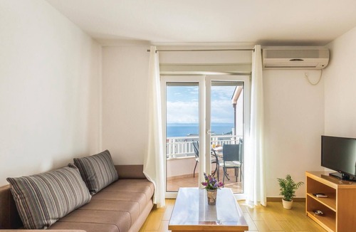 Makarska Apartment | 2 bedroom beautiful apartment in Makarska