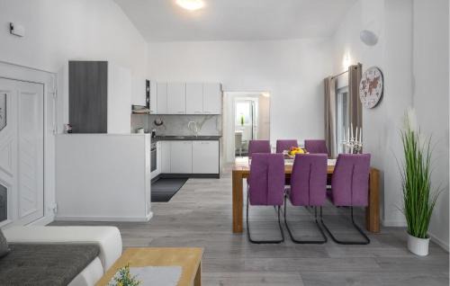 Nova Vas Apartment | 2 Bedroom Beautiful Apartment In Nova Vas