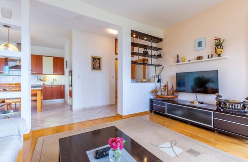 Jesenice Apartment | 2 bedroom cozy apartment in Suhi Potok