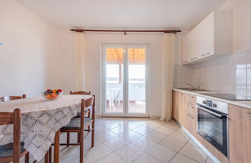 Kustici Apartment | 2 bedroom cozy apartment in Kustici