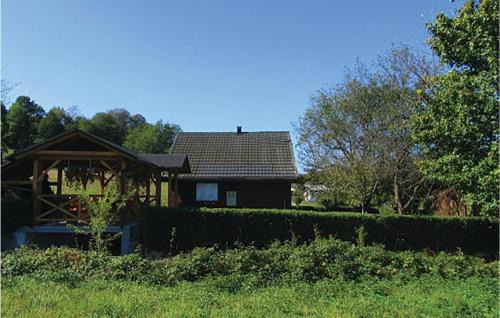 Bosiljevo House | 2 Bedroom Cozy Home In Bosiljevo