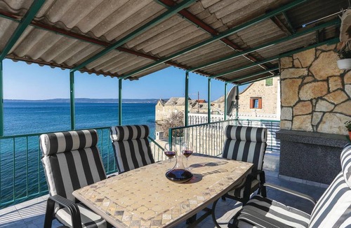 Kastel Gomilica Apartment | 2 bedroom cozy apartment in Kastel Gomilica
