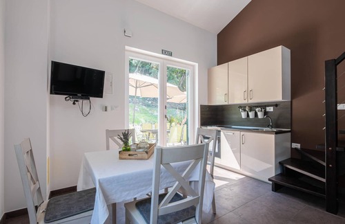 Porozina Apartment | 2 bedroom gorgeous apartment in Porozina