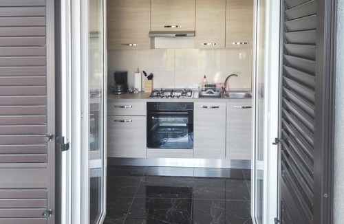 Businci Apartment | 2 bedroom gorgeous apartment in Okrug Gornji