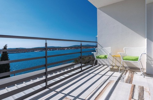 Brodarica Apartment | 2 bedroom lovely apartment in Brodarica