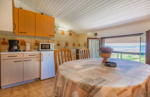 Piran Apartment | 2 bedroom lovely apartment in Secovlje