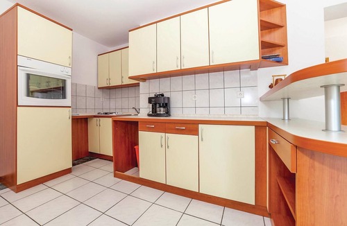 Grizane Apartment | 2 bedroom nice apartment in Grizane