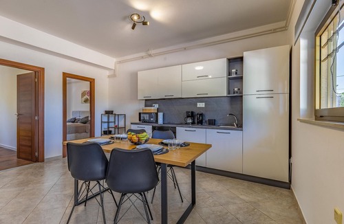 Mali Vareski Apartment | 2 bedroom nice apartment in Peruski