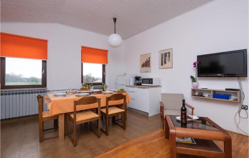 Manjadvorci Apartment | 2 Bedroom Nice Apartment In Barban