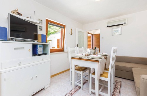 Jadranovo House | 2 bedroom nice home in Jadranovo