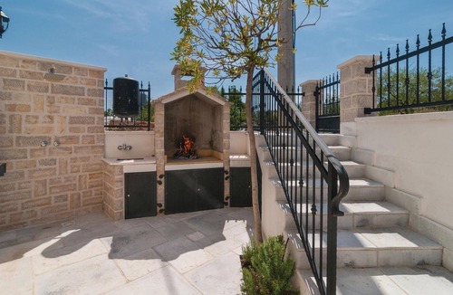 Primosten House | 2 bedroom nice home in Primosten