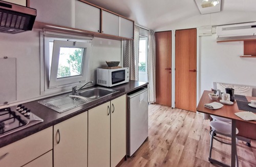 Vantacici House | 2 bedroom nice home in Vantacici