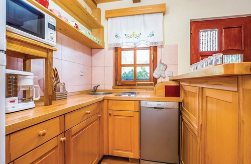 Presika House | 2 bedroom nice home in Lukovdol