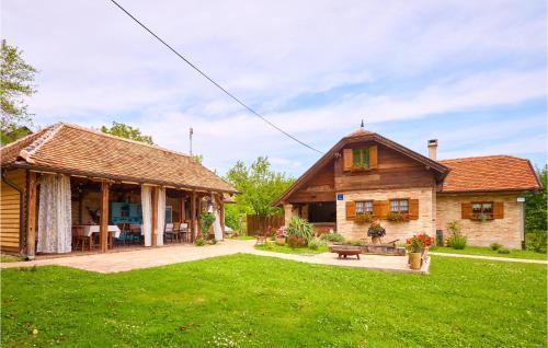 Petrinja House | 2 Bedroom Pet Friendly Home In Hrastovica