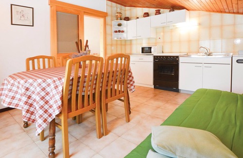 Piran Apartment | 2 bedroom stunning apartment in Secovlje