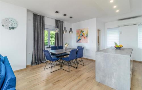 Mihotici Apartment | 2 Bedroom Stunning Apartment In Pobri