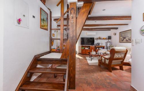 Senj House | 2 Bedroom Stunning Home In Gornji Lopci