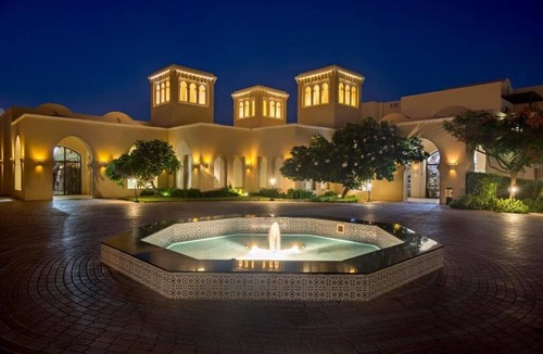 Al Aqah Hotel | 2 Spacious Light-filled Rooms w/Pool Access near Diving Spots - Ideal Escapes