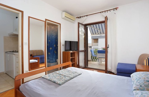 Municipality of Trogir Apartment | 20 m² Studio flat ∙ 1 bedroom ∙ 3 guests