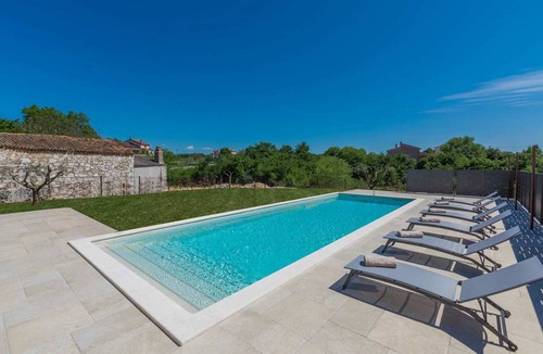 Veleniki Villa | 240 m² Villa ∙ 3 bedrooms ∙ 6 guests