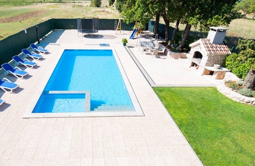 Donji Prolozac Other | 250 m² Accommodation ∙ 5 bedrooms ∙ 12 guests