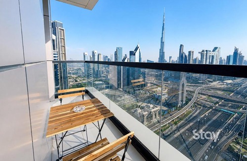 Trade Center Apartment | 2BR Skyline View Apt Trade Center First