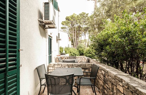 Zaton Apartment | 3 * apartments/3pax studio-b