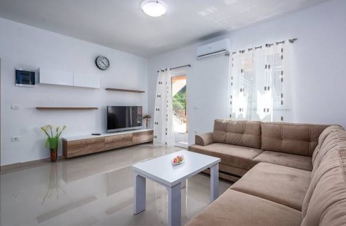 Plomin House | 3 bedroom accommodation in Plomin