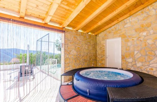 Vodovađa Apartment | 3 bedroom accommodation in Dubravka