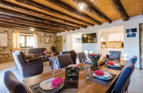 Vodovađa House | 3 bedroom accommodation in Dubravka