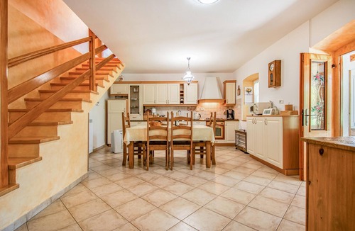 Sezana House | 3 bedroom amazing home in Stanjel