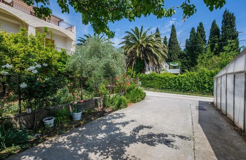Kastel Stari Apartment | 3 Bedroom Apartment Antonio
