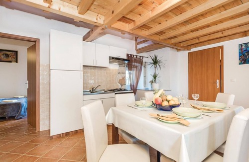 Obrs House | 3 bedroom awesome home in Moscenicka Draga