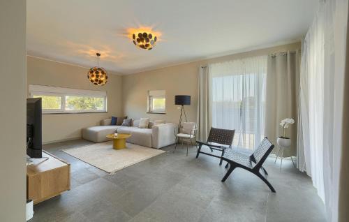 Stinjan House | 3 Bedroom Awesome Home In Stinjan