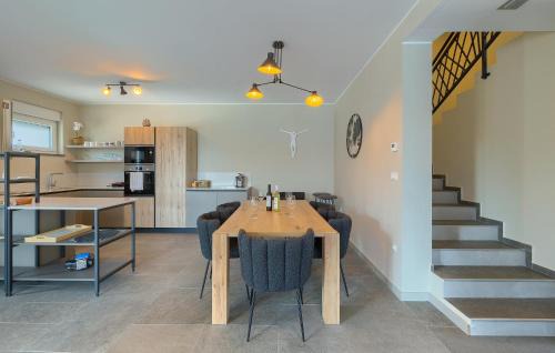 Stinjan House | 3 Bedroom Awesome Home In Stinjan