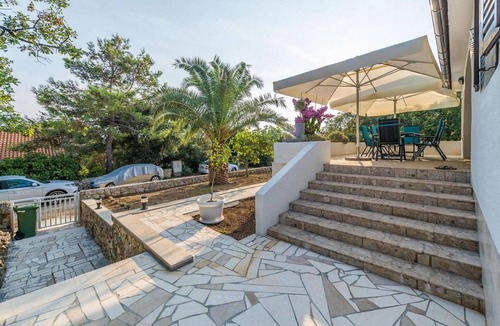 Potocnica House | 3 bedroom beautiful home in Potocnica