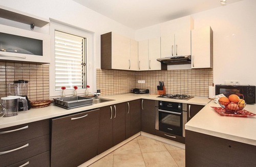 Bibici House | 3 bedroom beautiful home in Bibici