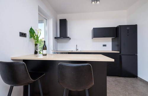 Trget House | 3 bedroom luxurious home in Labin