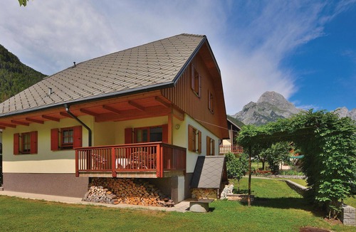 Log pod Mangartom Apartment | 3 bedroom nice apartment in Bovec