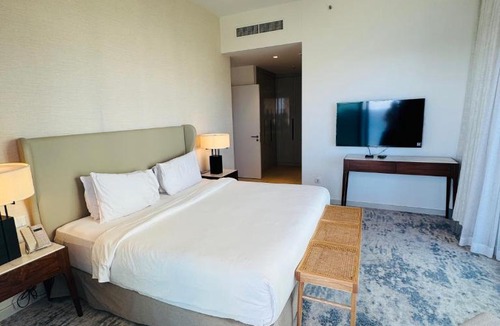 Sharm Apartment | 3 Bedroom Sea View Oscar Apartment in Address Beach Resort Fujairah