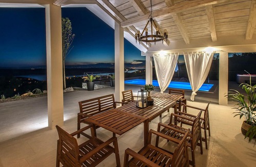 Jadranovo House | 3 bedroom stunning home in Jadranovo