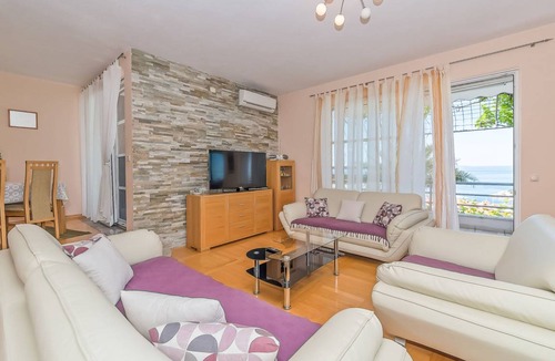 Moca Villa | 350 m² Villa ∙ 1 bedroom ∙ 10 guests