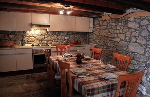 Ribnik House | 3BR Country House with Pool & WiFi