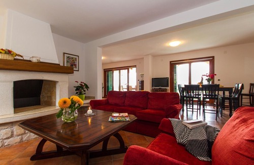 Stanisovi House | 4 bedroom accommodation in Koromacno