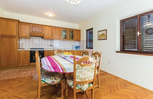 Kali House | 4 bedroom accommodation in Kali