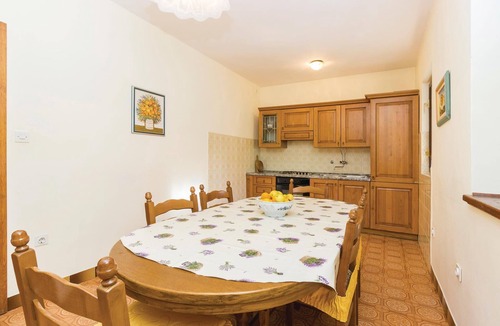 Kali House | 4 bedroom accommodation in Kali